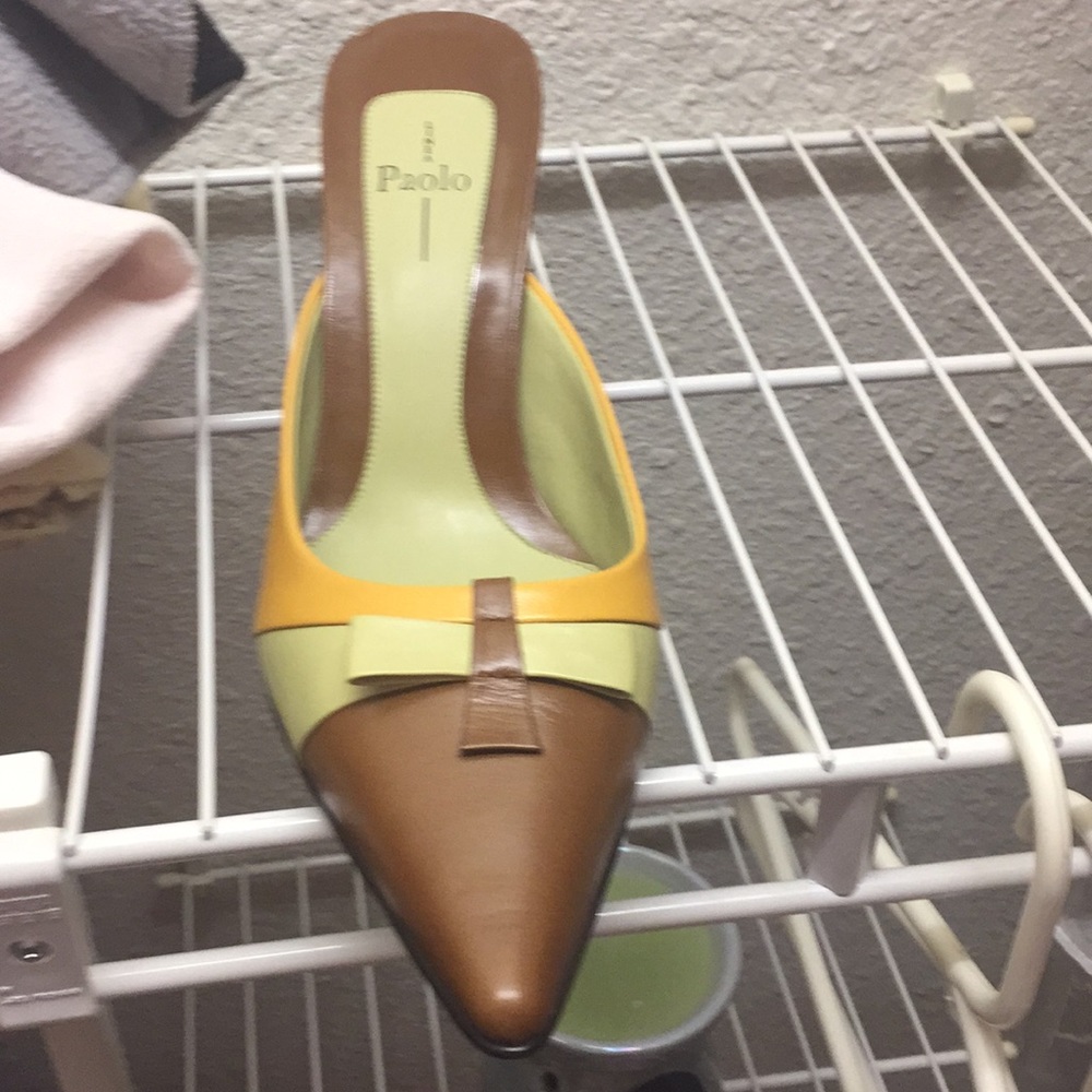 Paolo slide pumps